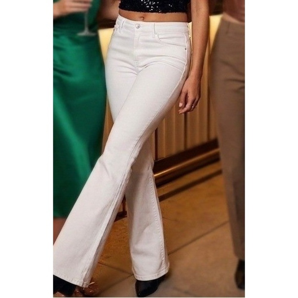 BCBG Max Azreia‎ TANYA D White Flare Jeans Womens Size 30 High Rise Flair Denim